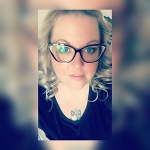 Meet your Posher, Josephine